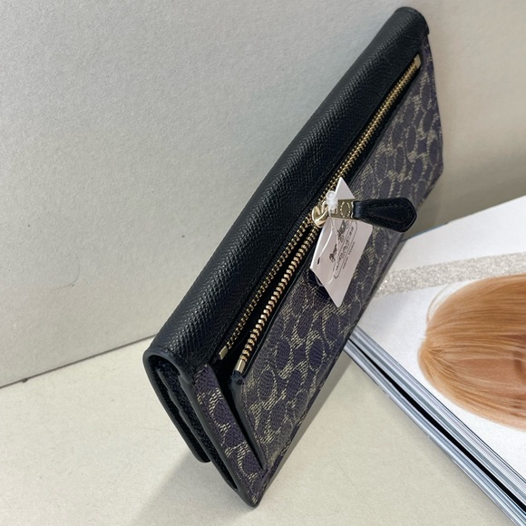 (new+tag) Coach signature monogram classic violet black soft wallet - Picture 12 of 15